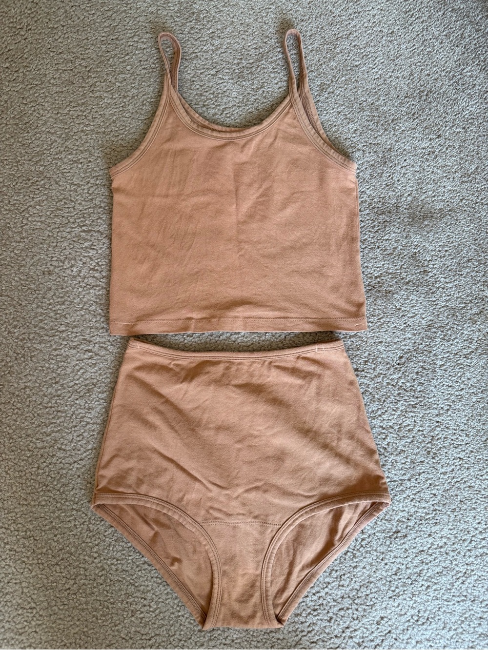 ARQ Set in Camel Sz Small Crop Tank High-rise Undies